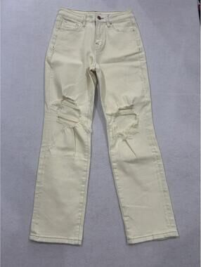 Altar’d State Women’s Size 24 Cream Distressed Straight Leg Jeans Stretch Denim